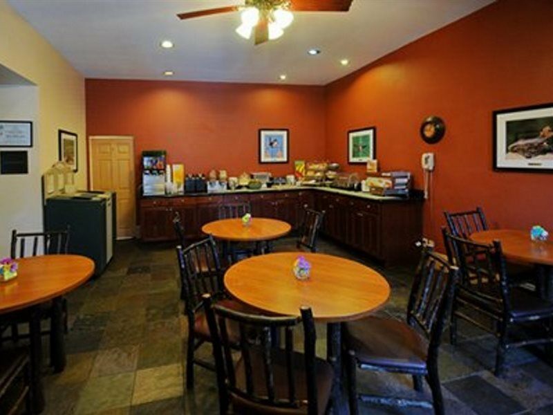 Quality Inn And Suites Boulder Creek المظهر الخارجي الصورة